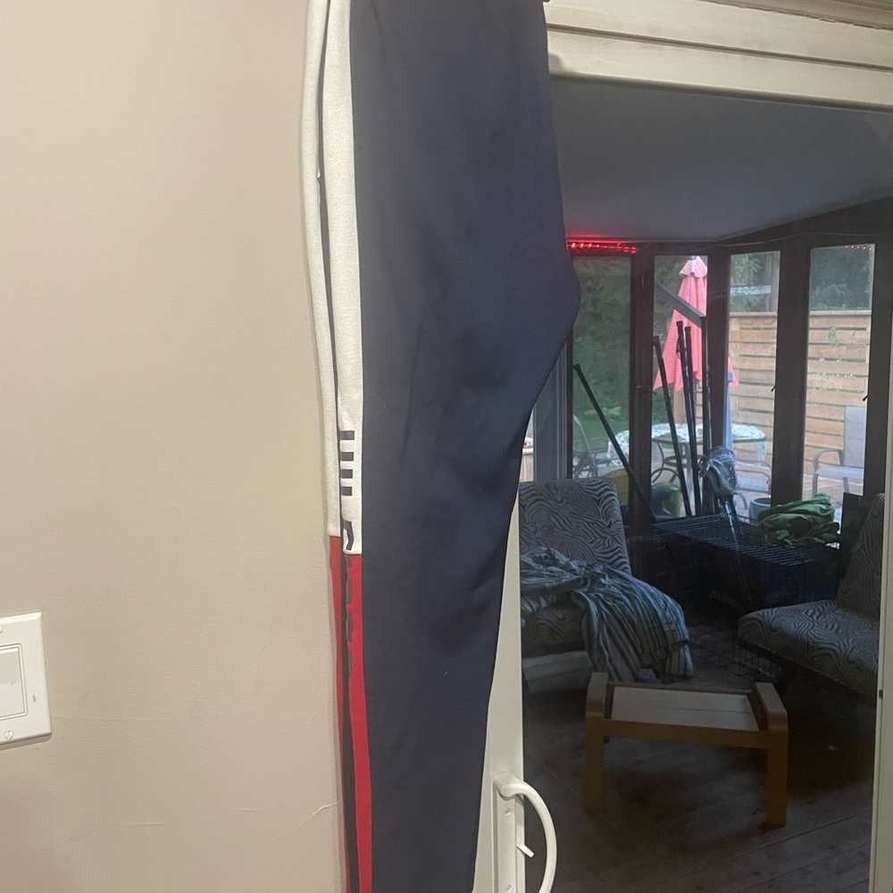 Lightly worn, great condition.